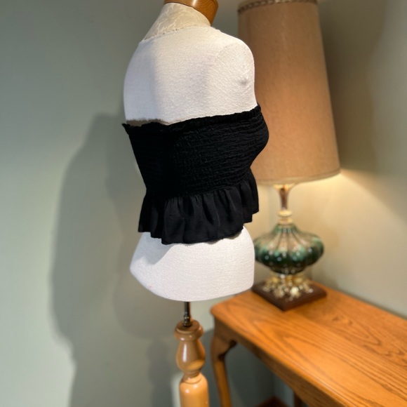 Peblum Tube Top - Picture 5 of 9